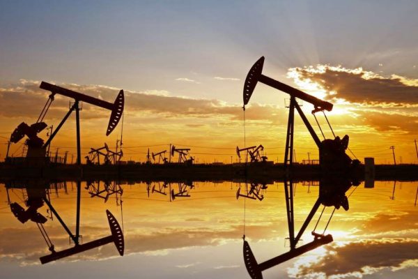 Como investir em Petróleo – 3 formas de lucrar com o Petróleo